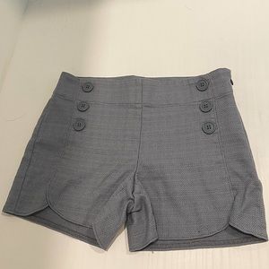LOFT Structured Shorts in Herringbone - Size 00